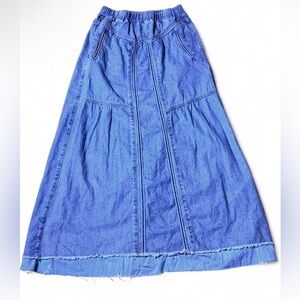 Elegant A-Line Denim Skirt waist 26